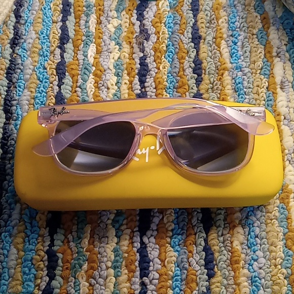 Ray Ban Sunglasses RJ9052S - Picture 2 of 7